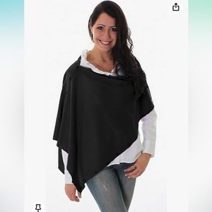 NWT Blue Bordeaux Shawl Wrap 🩵